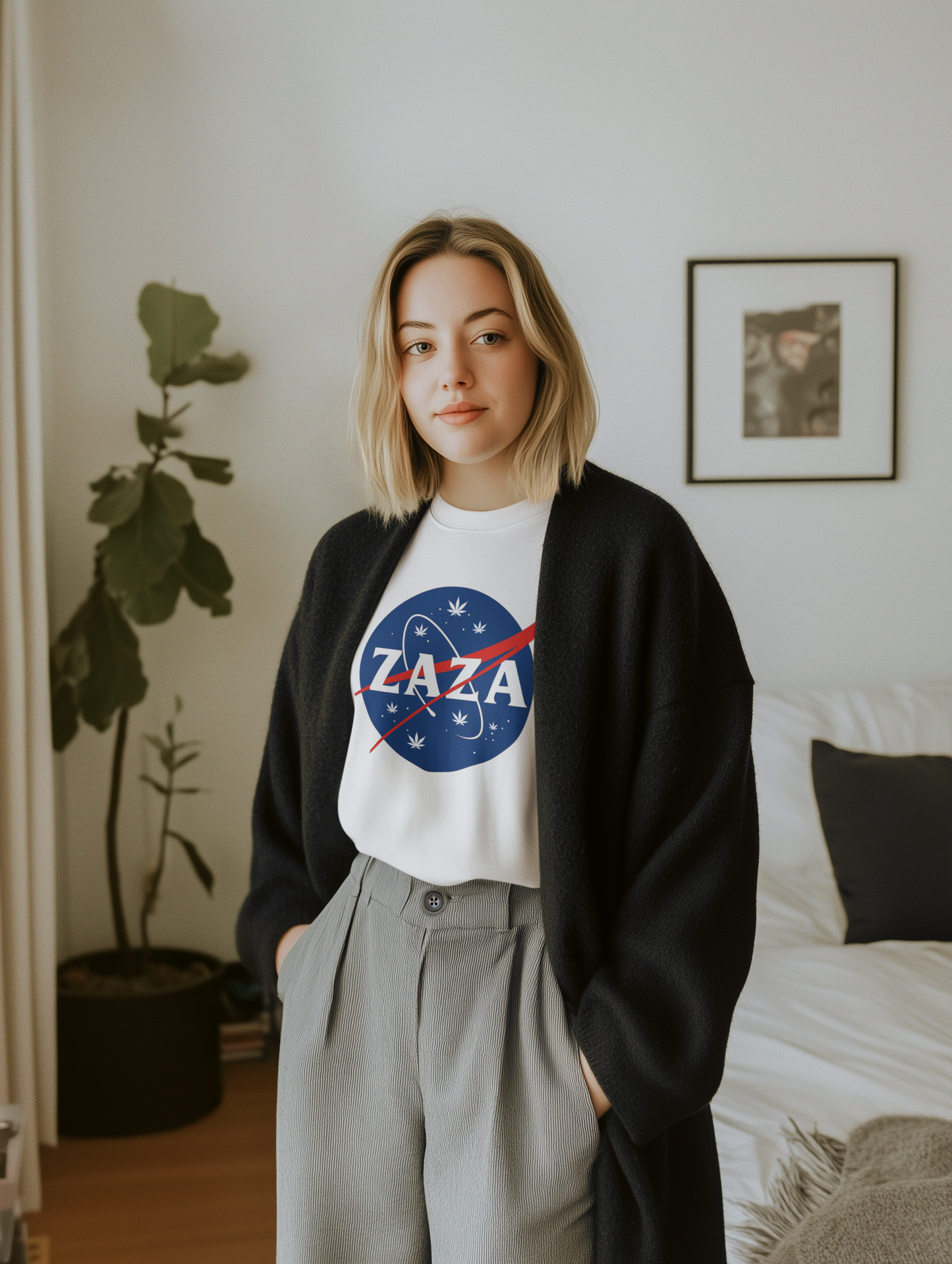 ZAZA NASA-Inspired Unisex Tee – Funny Space Graphic Shirt, Trendy Streetwear for Plant Lovers, Casual Gift for Weed Enthusiasts